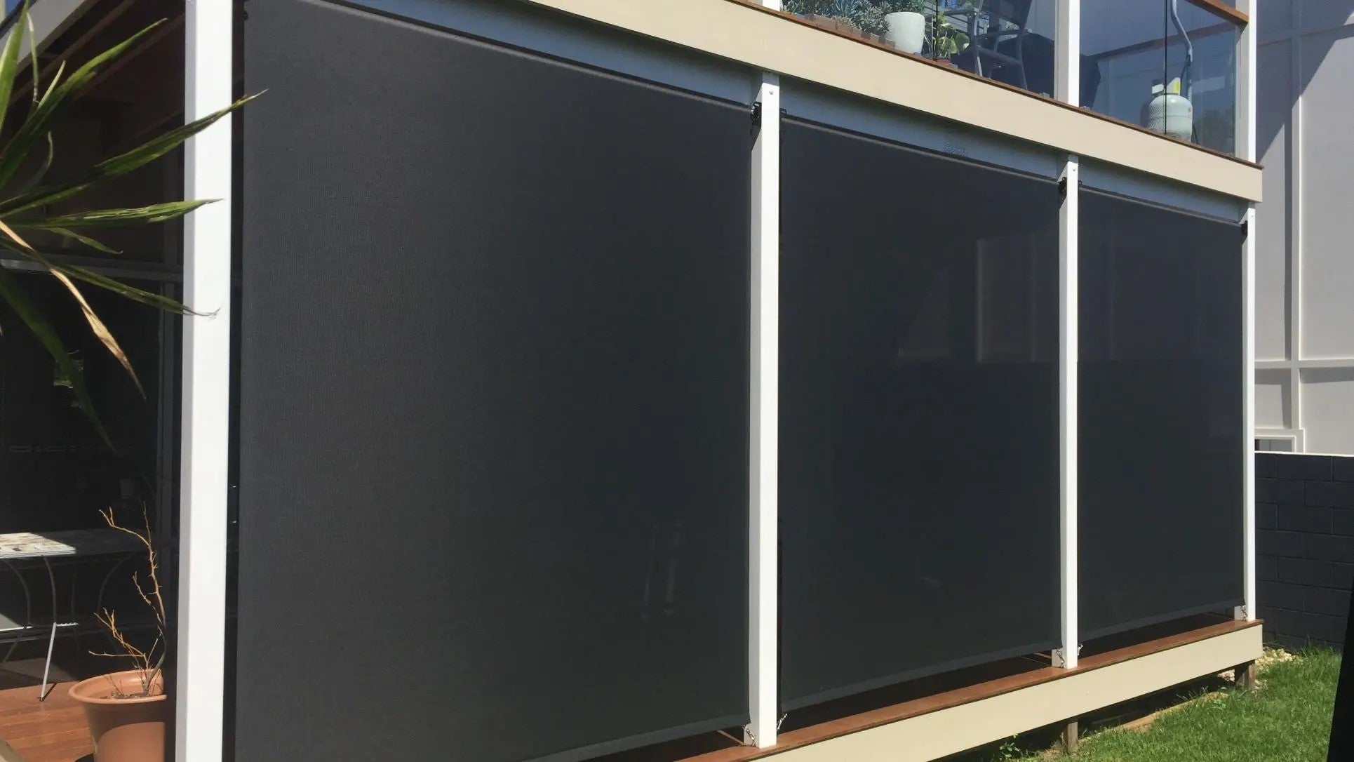 DIY installation of outdoor shade blinds