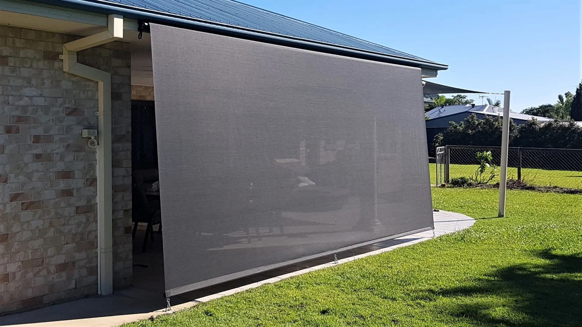 Motorised patio blinds for ultimate convenience