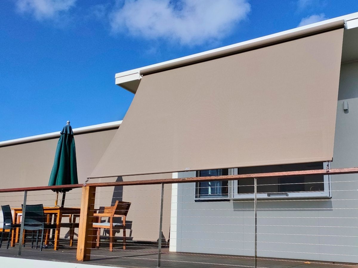 Crank & Clip Outdoor Blinds providing sun protection and privacy for modern balcony areas with stylish design – Ozrite