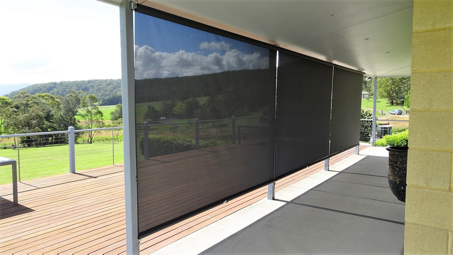 Retractable Outdoor Blind with durable material offering sun protection for backyard entertaining spaces – Ozrite